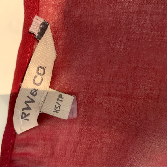RW & Co Red Sheer top, with keyhole back size XS - Picture 4 of 5